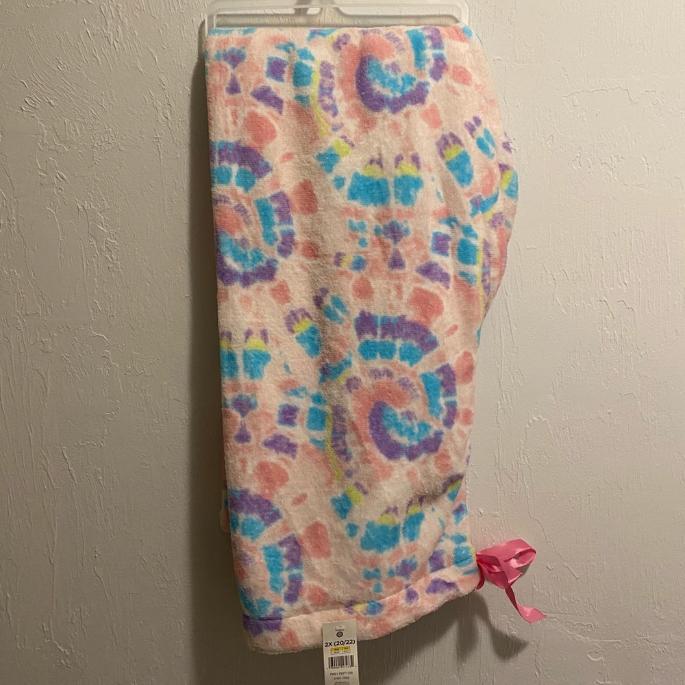 Women’s Tie Dye Fuzzy Sleeping Pants Size 2XL
